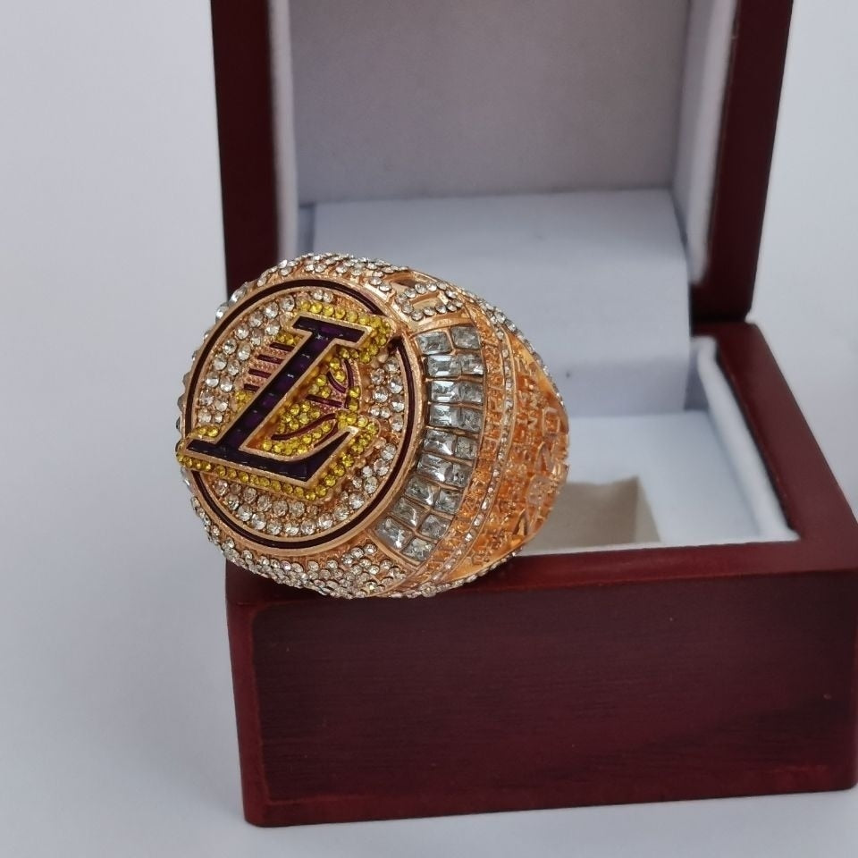 2020 Los Angeles Lakers championship ring